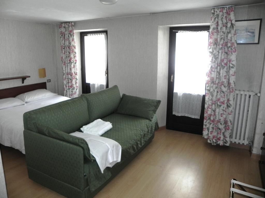 Hotel Nuovo Pecetto Macugnaga Rom bilde